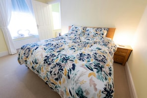 2 quartos, Wi-Fi de cortesia, roupa de cama