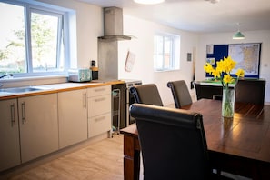 Fridge, microwave, dishwasher, toaster