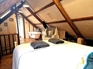 1 chambre, Wi-Fi gratuit, draps fournis