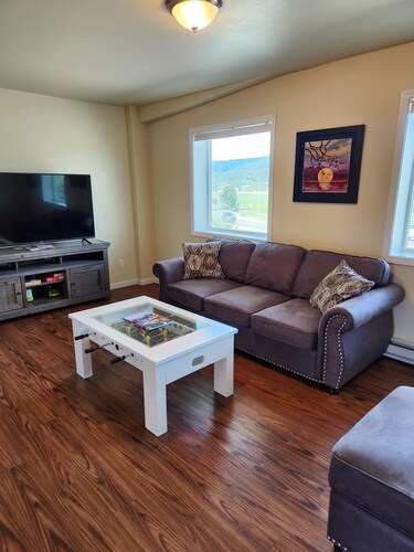 Spacious 1-bedroom Apt close to Homer Spit