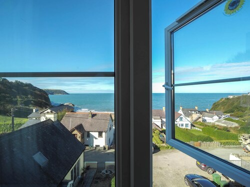 Golygfa Mor, Tresaith