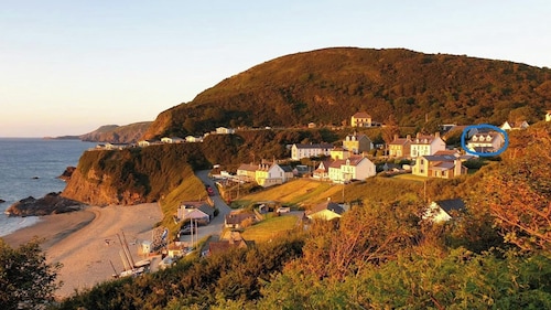 Golygfa Mor, Tresaith