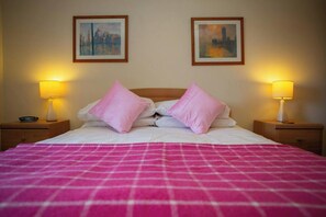3 dormitorios, wifi gratis, ropa de cama