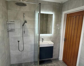 Hair dryer, towels
