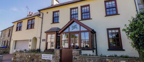 Cottage | Exterior