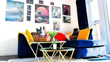 House | Business center