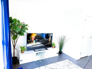 Casa | Zona de estar | Una televisión