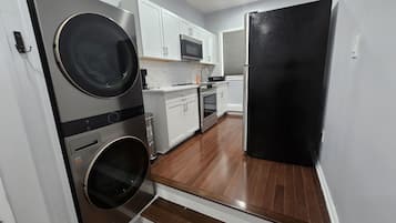 Fridge, microwave