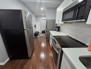 Refrigerador y microondas 