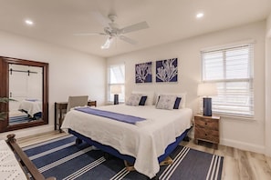 2 bedrooms, iron/ironing board, WiFi (free), bed sheets - 1041 PD - Premium Plus - Garden Pool View Retreat (Siesta Key)