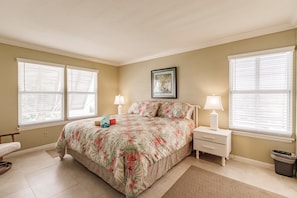 2 bedrooms, internet, bed sheets