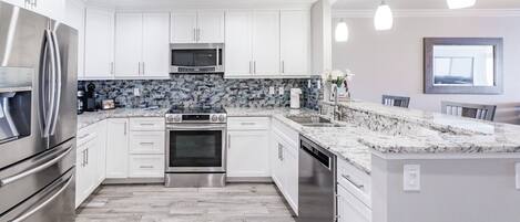 廚房用具/餐具/器皿