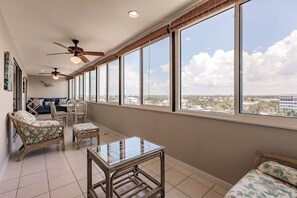 Interior - 1080-702 -Standard Plus - Escape to Tropical Tranquility (Siesta Key)