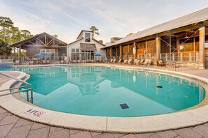 Pool - Near State Parks: Carrabelle Home w/ Beach Access! (St Teresa)