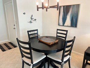 Dining - 1128 PL - Premium - Escape to this Pondside Paradise (Sarasota)