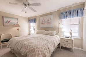 2 bedrooms, internet, bed sheets