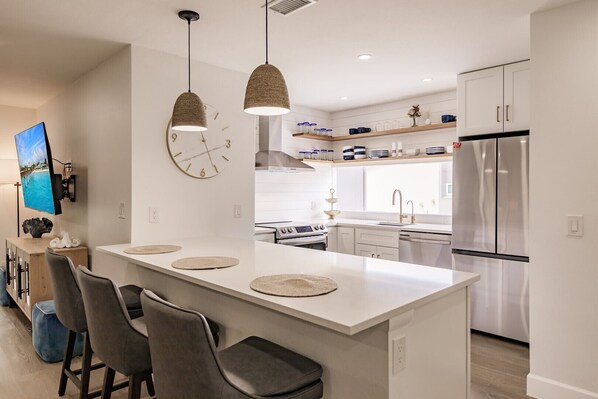 Kochgeschirr/Geschirr/Besteck