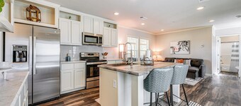 Lovely Broken Bow Cottage w/ Hot Tub & Fire Pit!
