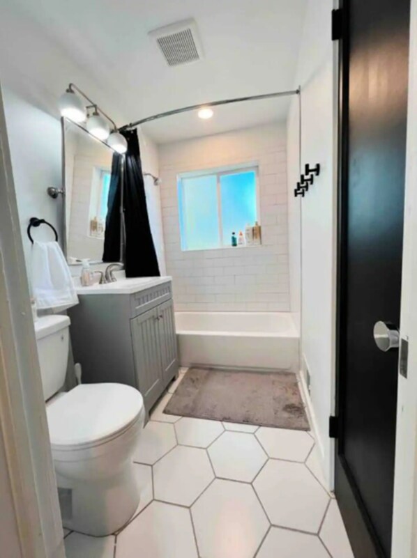 Bathroom - Nxtdoor (Bountiful)
