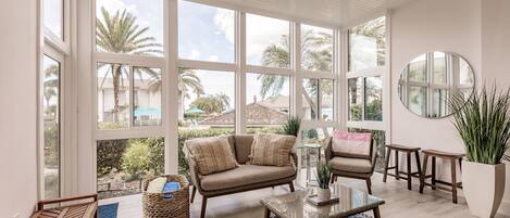 リビング エリア