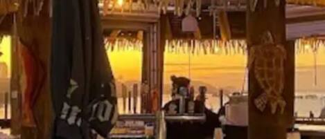 Bar (en la propiedad)