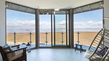 Rumah | Pemandangan dari properti