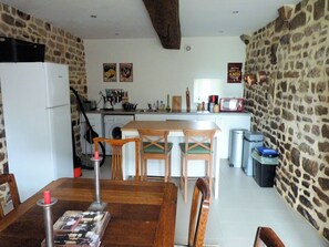 Frigorifero, microonde, forno, macchina per tè/caffè