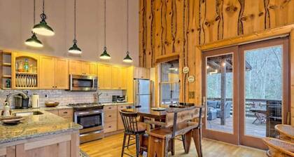 3 Suites with Game/Movie Room & Hot Tub