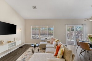 Smart TV, fireplace, DVD player