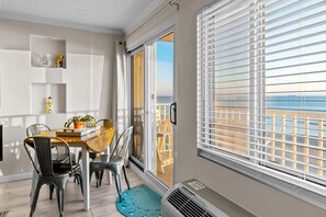 Interior - Oceanfront Beach Condo, Pool, Gym, Fishing Surfing (Virginia Beach)