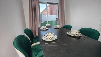 Tempat makan