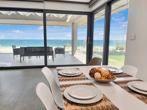 Sun and Sea Apartment in Astros,  Beachfront, 2 Bathrooms,Sunset Balcony,Parking