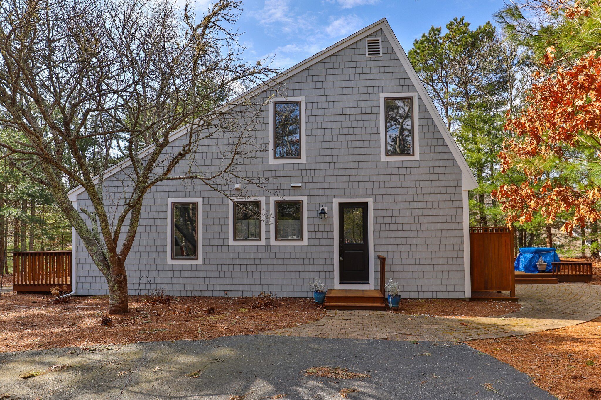 Spacious Family Rental in Desirble New Seabury