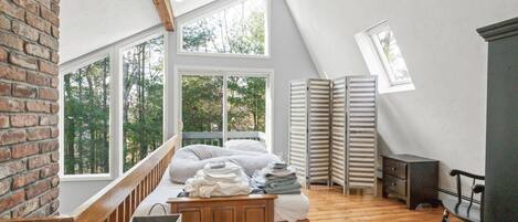 3 عدّة غرف نوم ومكتب ومكواة/لوح كي وخدمة الإنترنت