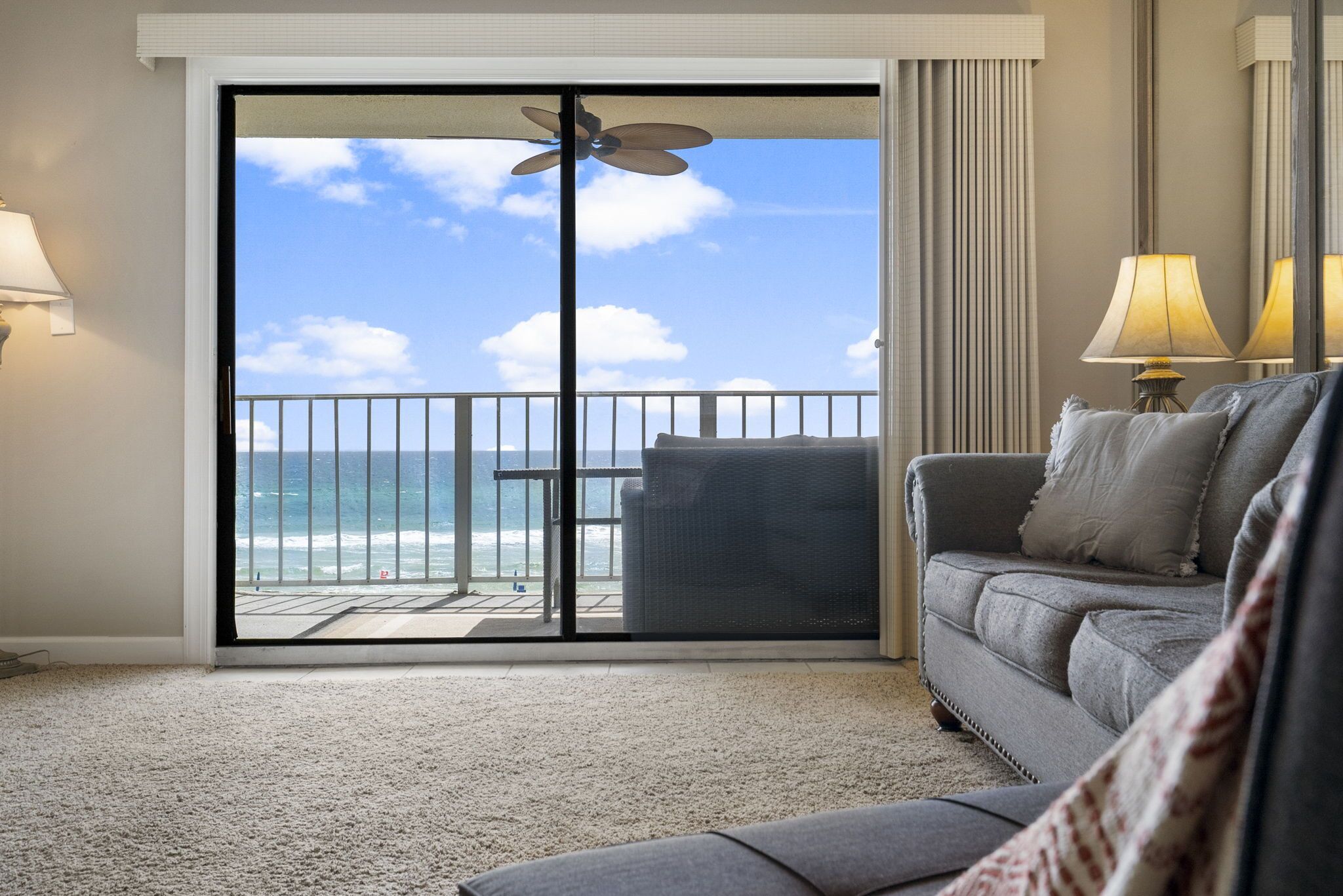 3rd Floor- Beachfront- Heated Pool- Tiki Bar