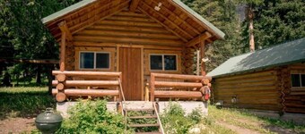 Comfortable Cabin next to Yellowstone National Park