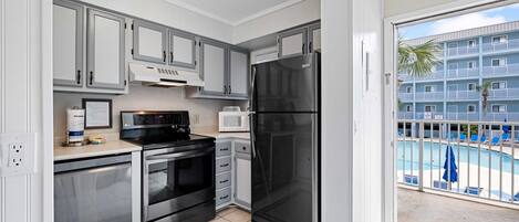 Microones, forn, placa de cuina i rentaplats