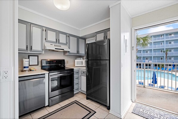 Microwave, oven, stovetop, dishwasher