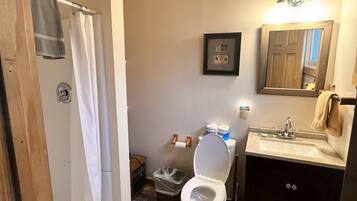 Shower, towels