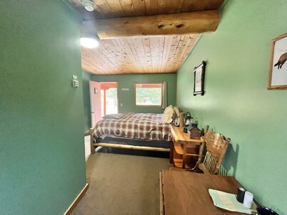 Newly Remodeled Motel Room with 1 Queen Bed, Bathroom with shower.  Full Kitchen. Situated close to the General Store in Silver Gate, MT