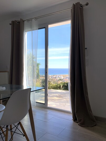 Charmant T2 vue mer