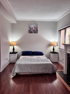 Superior Room | Bathroom | Combined shower/bathtub, free toiletries, soap, toilet paper