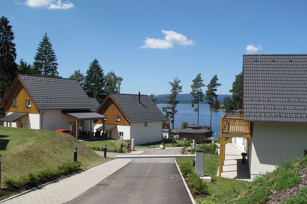 Ciel, Nuage, Plante, Bâtiment, Propriété, Surface De La Route, Arbre, Maison, Lot Terre, Fenêtre
