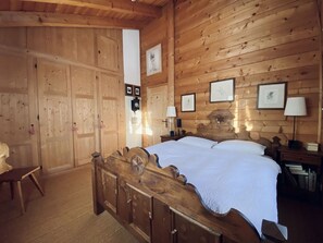 4 Schlafzimmer, Reisekinderbett, kostenloses WLAN