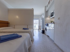 1 bedroom, travel crib, free WiFi