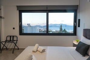 2 habitaciones, cuna de viaje, wifi gratis y ropa de cama