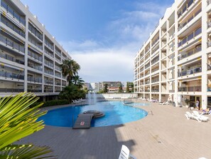 Pool - Cosy apartment for 4 people with A/C, WIFI, pool, TV and terrace (Salou)