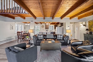 Smart TV, fireplace, books - Walk to Town-Lake Views-6 Decks-Pool Table-FirePit: The Lookout (Lake Harmony)