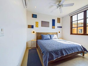 5 bedrooms, desk, iron/ironing board, travel cot