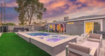 Sunsets on 11th by Avantstay Resort-style Pool + Hot Tub Game Room